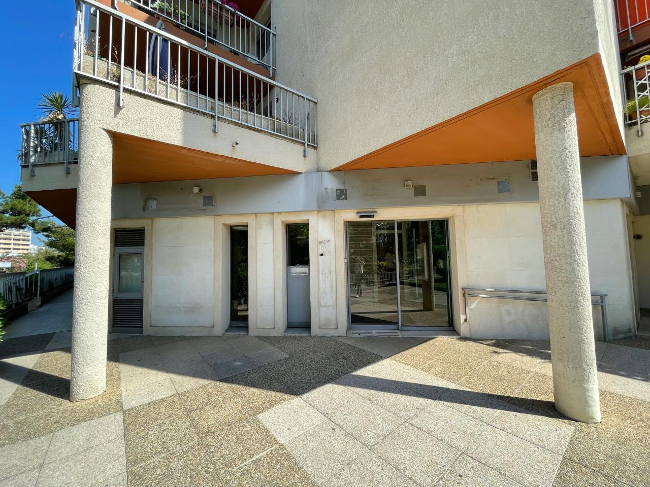 Commerce Marseille 173m² Vente commerce Marseille Bouches-du-Rhône OVCOM2533209 0